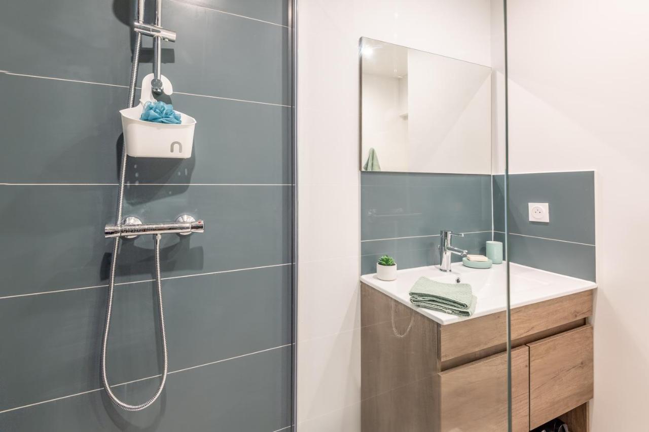Homey Lotus Centre / Proche Gare Avec Acces A Geneve Annemasse Ngoại thất bức ảnh